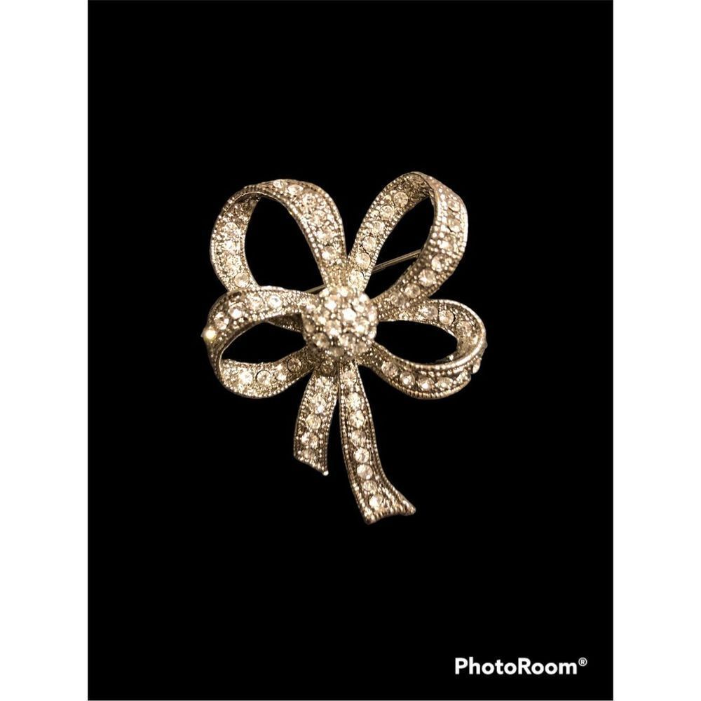 Vintage Crystal Bow Pin 